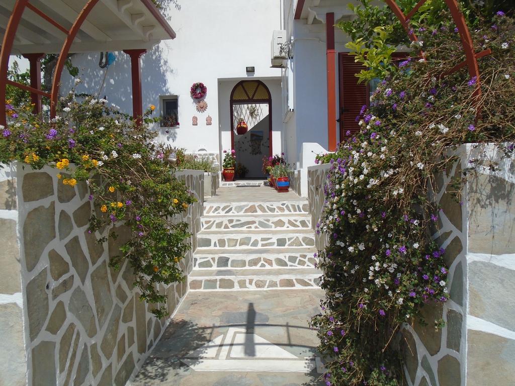 Helios Serifos Livadi  Exteriér fotografie